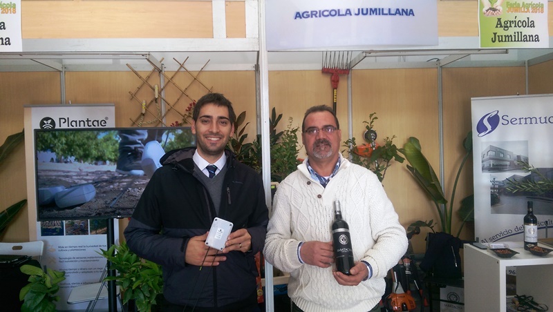 Samuel López (Plantae) con Pedro Villa, técnico de Agrícola Jumillana