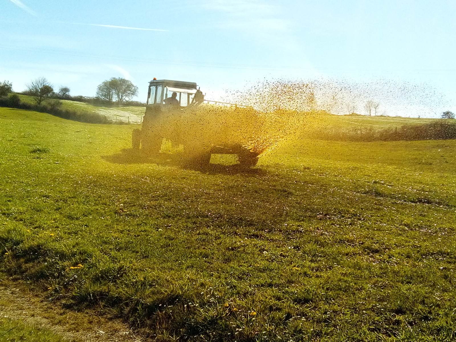 Purín en esparcidora